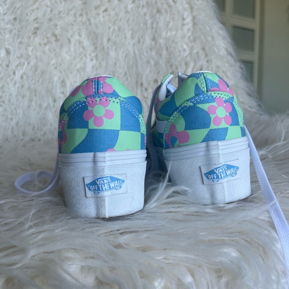 Cute VANS sneaker in limited edition design - Picture 4 of 6